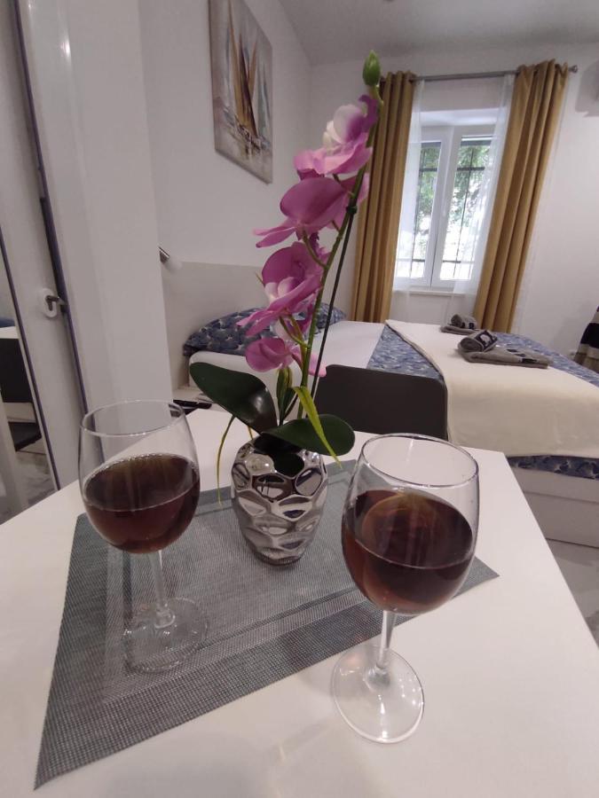 Zoxi Apartmani Сплит Екстериор снимка