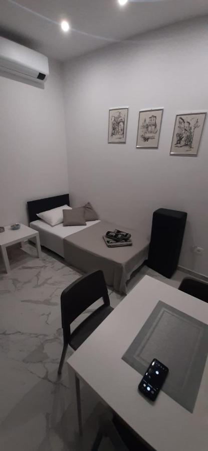 Zoxi Apartmani Сплит Екстериор снимка